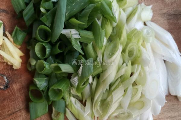 麻婆豆腐的做法图解1
