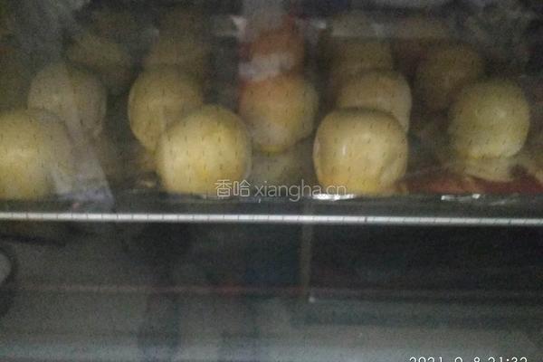 蛋黄酥的做法图解16