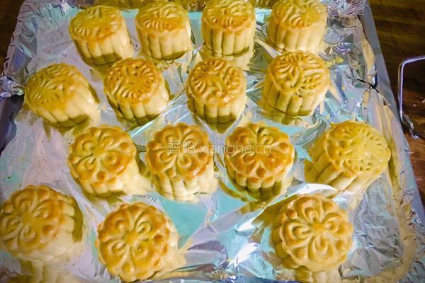 广式豆沙月饼的做法图解11