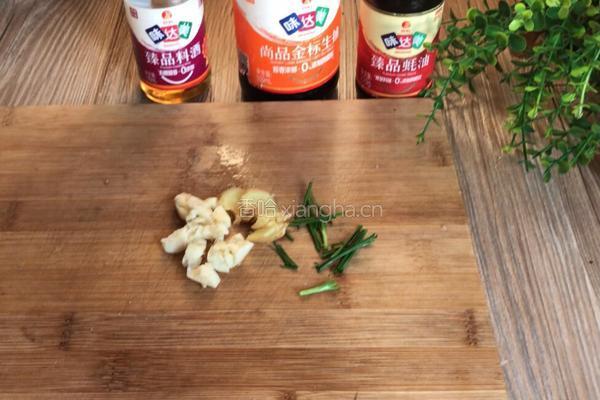 香菇冬笋肉片煲的做法图解5