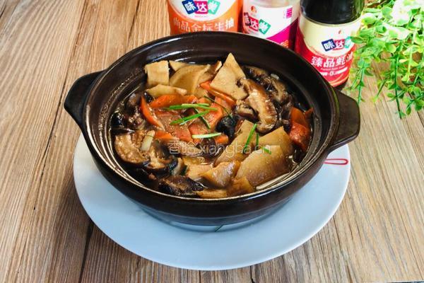 香菇冬笋肉片煲的做法图解14