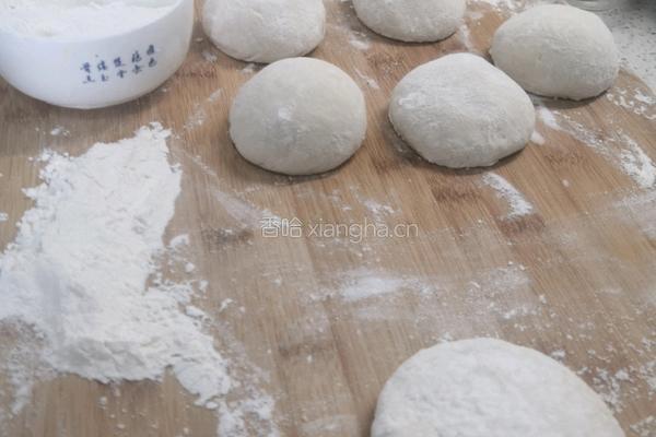 豆沙馅蒸月饼的做法图解2