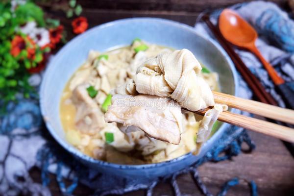 五花肉焖豆腐皮的做法图解13