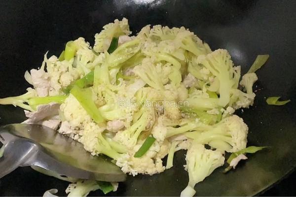 肉片炒花菜的做法图解7