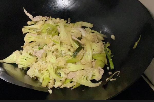 肉片炒花菜的做法图解9