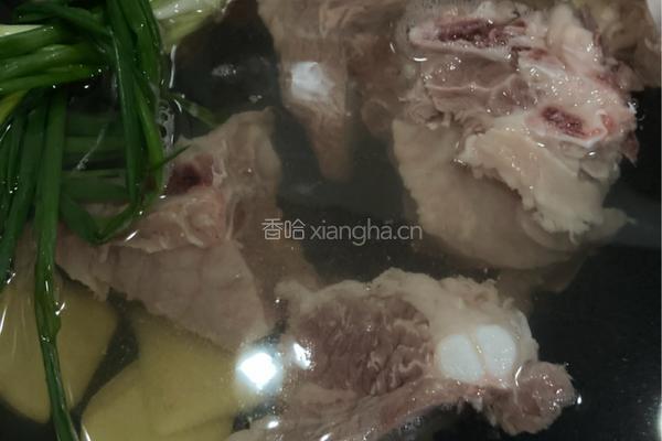 排骨莲藕汤（电饭煲）的做法图解1