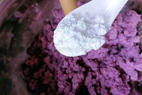 紫薯蛋黄月饼的做法图解9