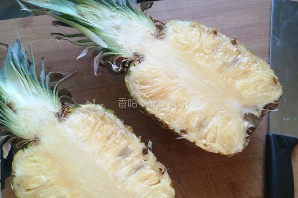 凤梨炒饭的做法图解2