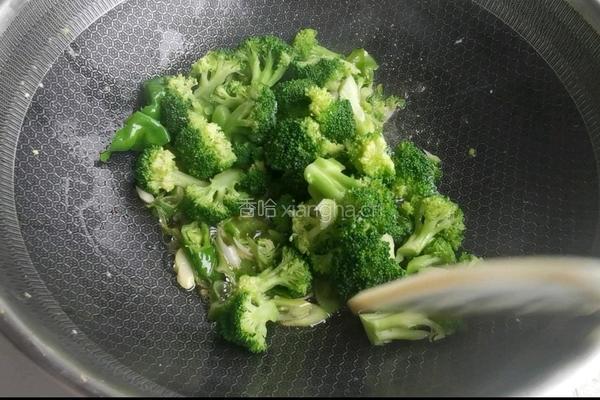 虾仁西蓝花的做法图解6