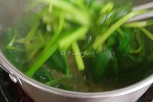 菠菜炒鸡蛋的做法图解1