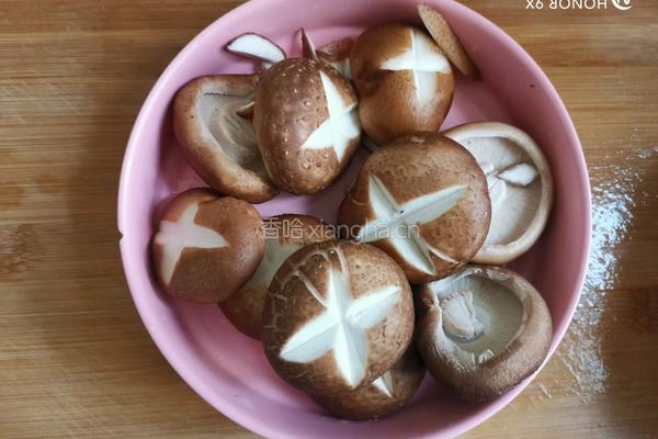 香菇焖鸭块的做法图解5