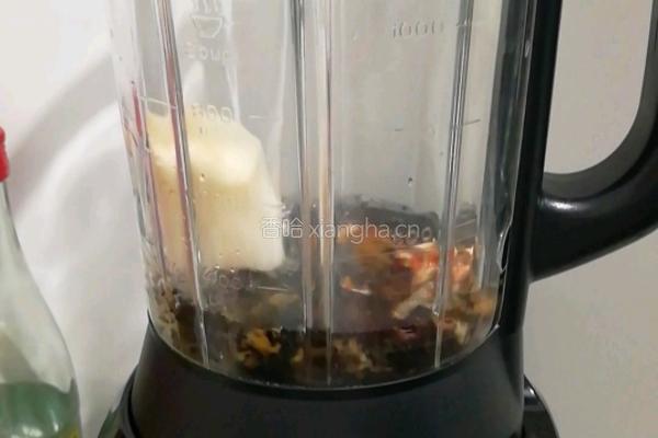 黑芝麻核桃山药饮的做法图解2