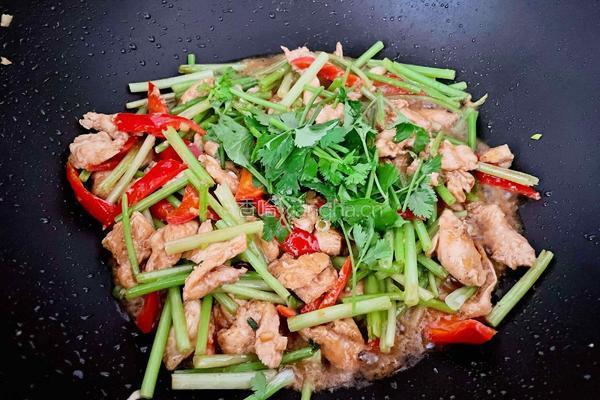 小炒鸡脯肉的做法图解13