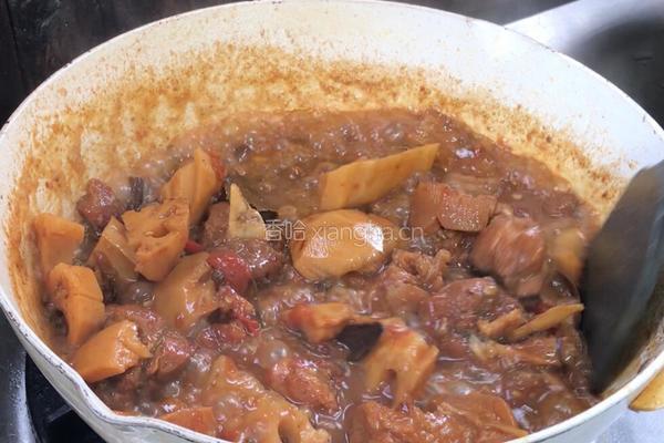 番茄莲藕炖猪膀肉的做法图解16