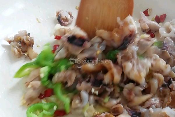 爆炒鱿鱼脖的做法图解7