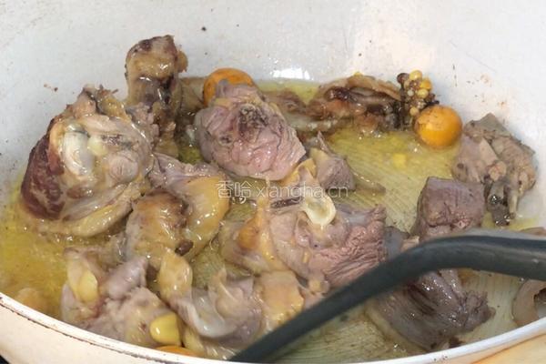 香菇烧鸭肉的做法图解8