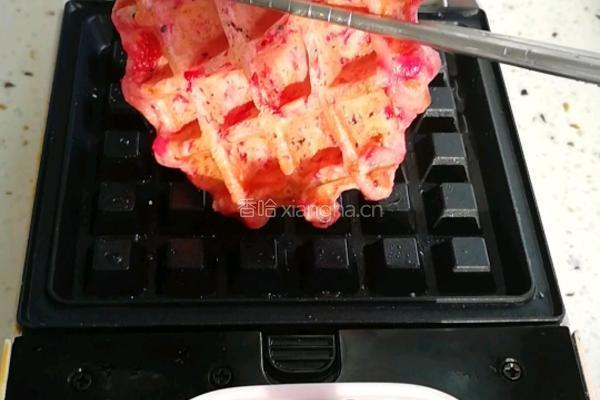香蕉火龙果华夫饼的做法图解10