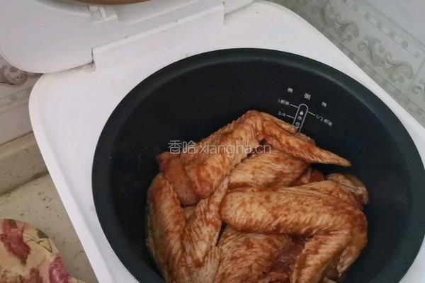 电饭锅焖鸡翅的做法图解8