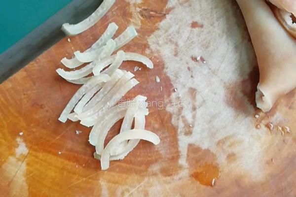 肉皮冻的做法图解3