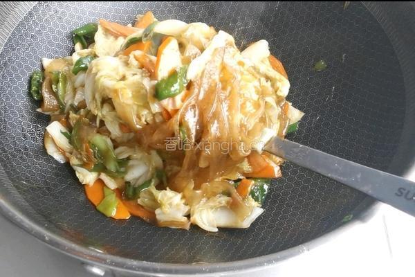 胡萝卜白菜粉条的做法图解9