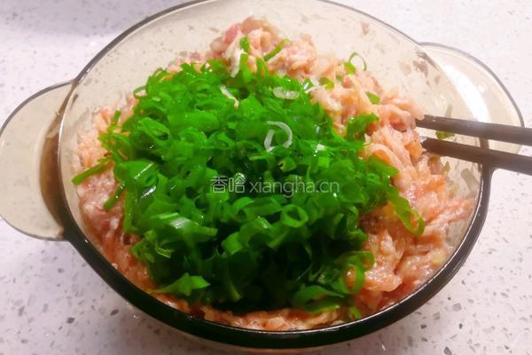 青白萝卜肉馅 锅贴饺的做法图解4