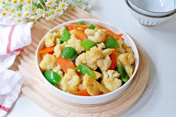 青椒炒花菜的做法图解12