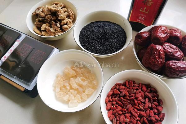 补血益气阿胶糕的做法图解1