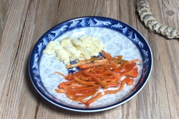 黄瓜炒土豆丝的做法图解3
