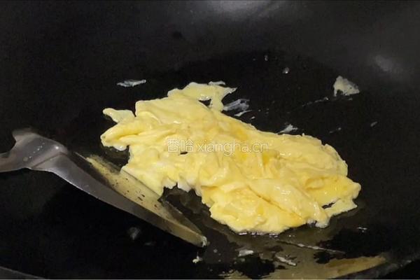 谷物米炒饭的做法图解2