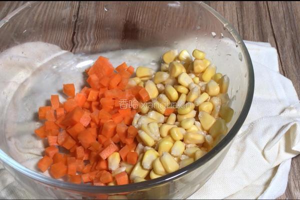 玉米虾仁蛋炒饭的做法图解4
