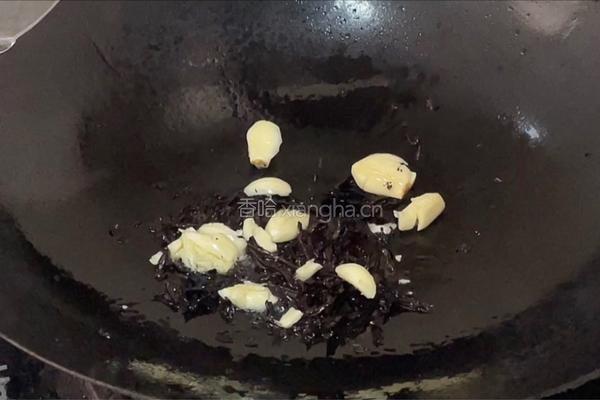  茶香爆虾的做法图解4