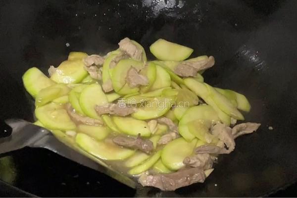 肉片炒丝瓜的做法图解8