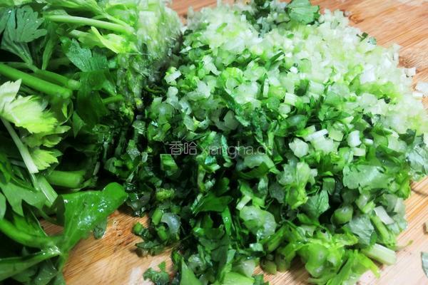 芹菜猪肉馅的做法图解6