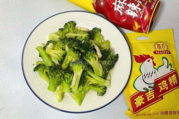 清炒西兰花的做法图解11