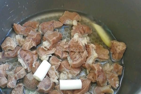 西红柿牛肉的做法图解3