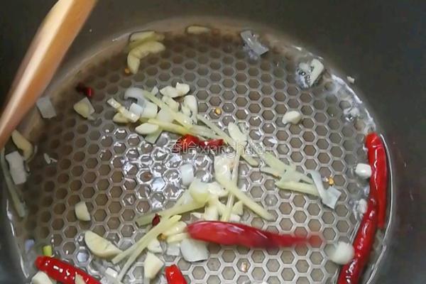 芋儿鸡的做法图解2