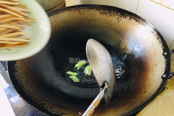 韭菜炒豆干的做法图解3