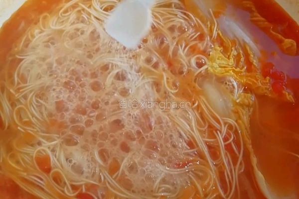 西红柿浓汤面的做法图解8