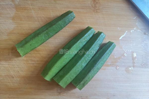 秋葵厚蛋烧的做法图解2