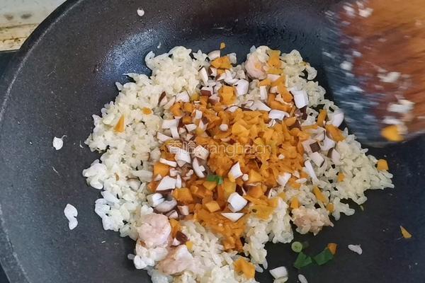 万圣节南瓜虾仁炒饭的做法图解10