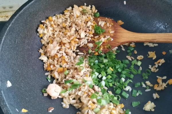 万圣节南瓜虾仁炒饭的做法图解13