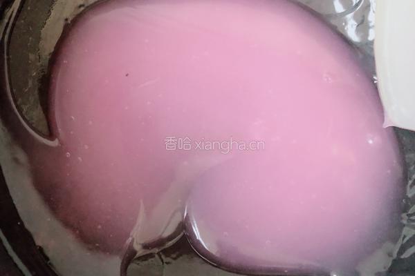凉拌豌豆粉的做法图解1