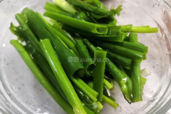 鲜肉元宝大馄饨的做法图解2