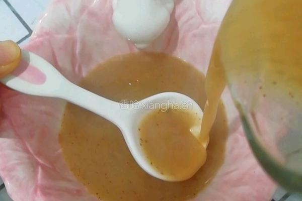 银耳莲子羹的做法图解5