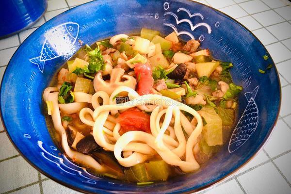 香菇羊肉臊子面的做法图解14