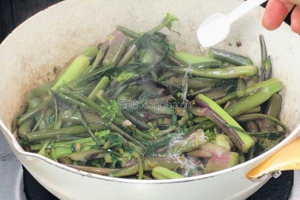 酸辣红菜苔的做法图解5
