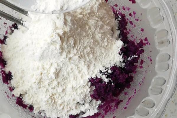 紫薯豆沙包的做法图解3