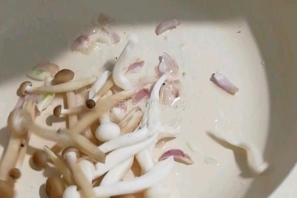 热汤面的做法图解2