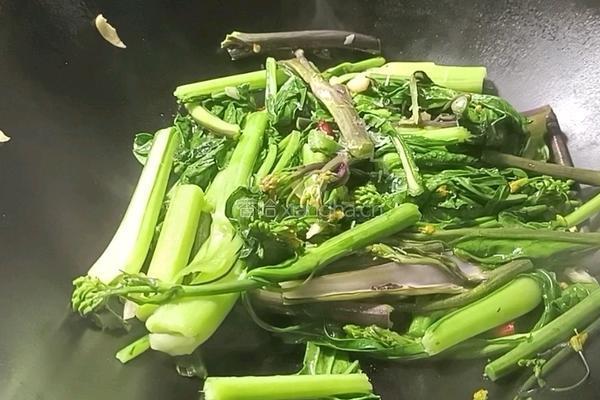酸辣菜苔的做法图解6
