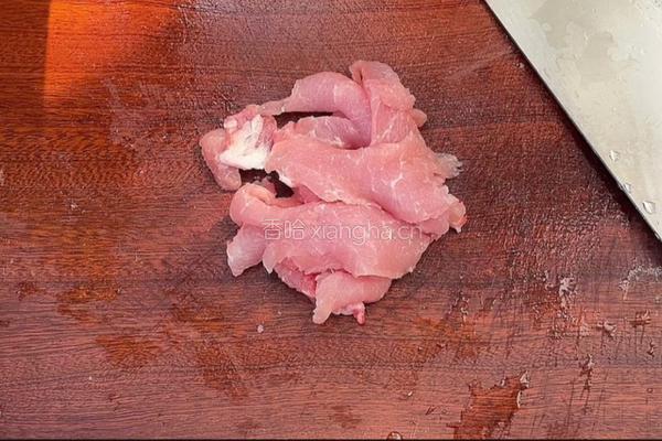 麻辣豆芽肉片的做法图解1